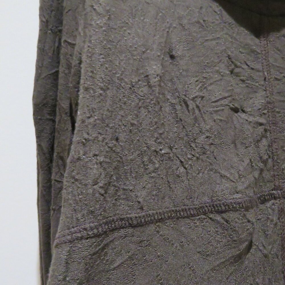 SNOSKINS Cowl Neck Crinkle Lagenlook Art To Wear Tunic Top in Chocolate Brown - Picture 5 of 14